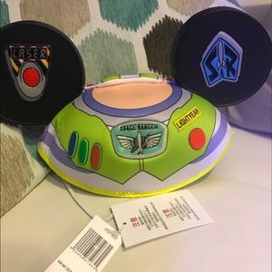 mickey buzz lightyear